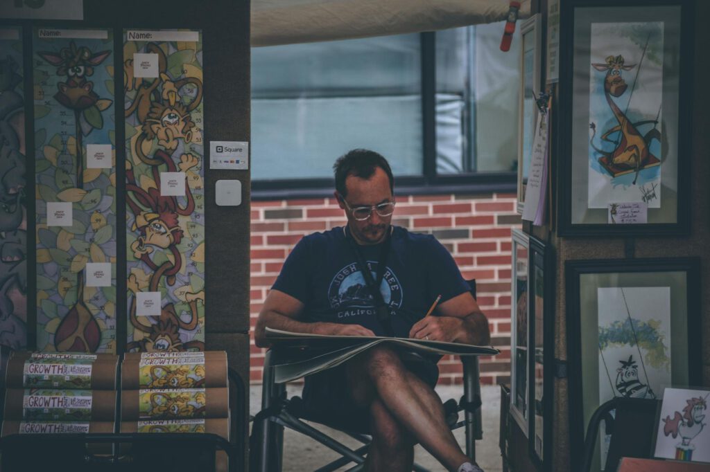 Illustration for Collaborative Dorm Art Galleries: Selling Student-Made Pieces