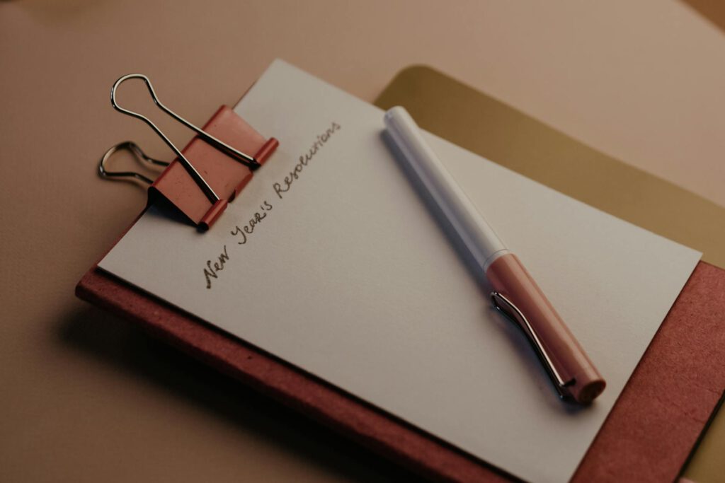 Illustration for New Year’s Resolutions for Growing Your Side Hustle